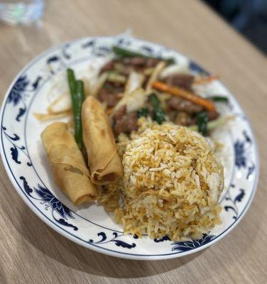 Mongolian Beef (Special Luncheon) with fried rice