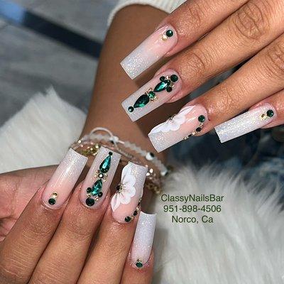 Glitter ombree nails