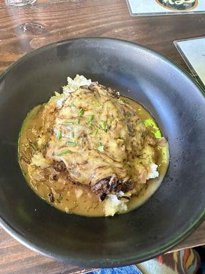 Guinness Burger on a bed of Mashed Potatoes