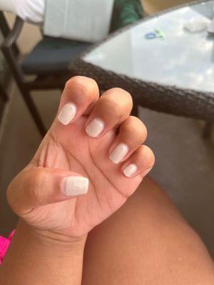 Nobody's nails should look like this after 2 days. DO NOT GO HERE.