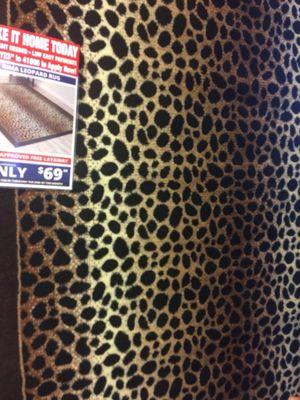 Animal print area rug 5x7