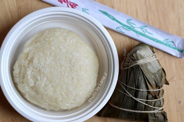 Ciba sticky rice cake 糍粑 ($3.50) and zongzi with pork and salted egg yolk 咸蛋黄肉粽 ($4) - both cold, need to be heated at home