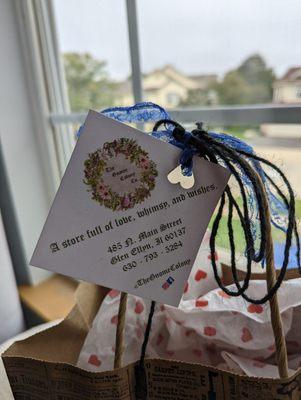 Beautiful card tied to the bag