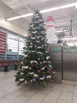 Christmas time at the laundromat