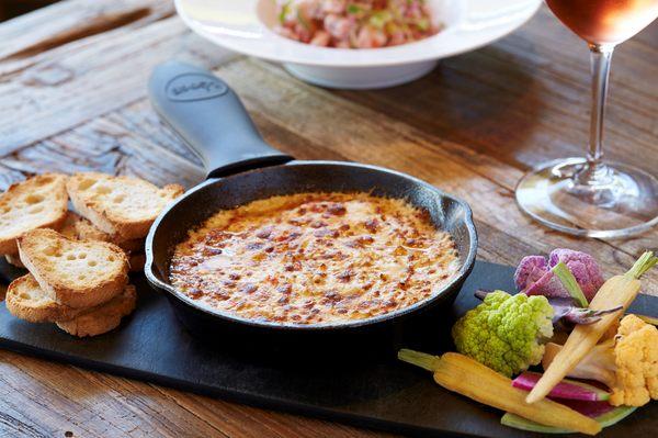 Delicious Crab Dip with Crudite and Fresh Bread