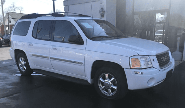 GMC Envoy SUV truck