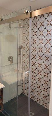 Oh My Gorgeous Shower Doors