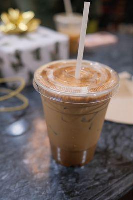 Dirty iced chai