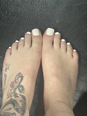 Look a my big toes they were cut crooked that paint is a yellowish color