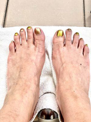 Chanel polish: pedicure, regular polish ( not gel)