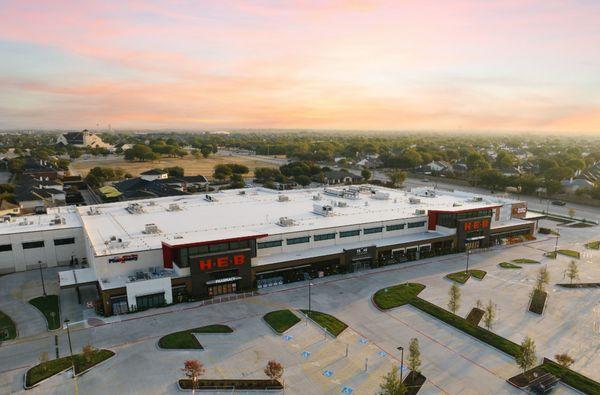 Drone image of the new Allen H-E-B