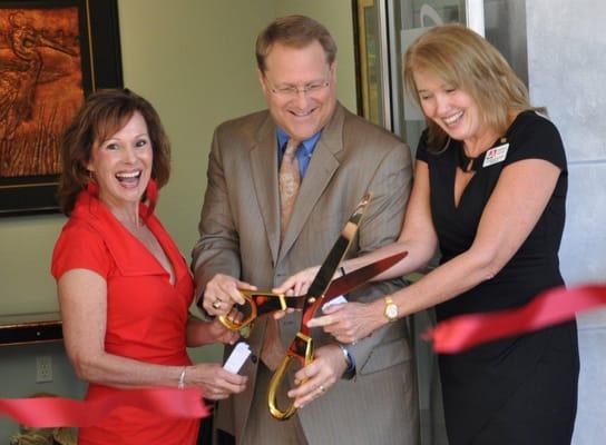 Ribbon Cutting for new LA Spa with Mayor Bill Foster and school owners Nancy Fordham and Kathryn Alvarez