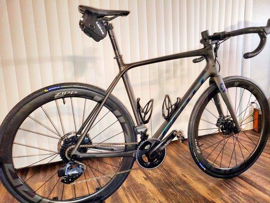 SCOTT ADDICT SE DISC BIKE