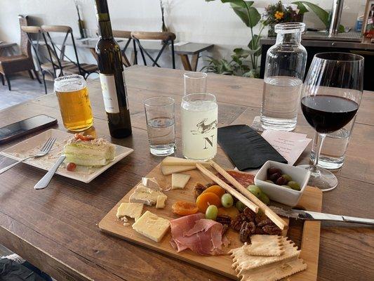 Edge blue cheese salad, charcuterie board, bale breaker beer and Tempranillo.