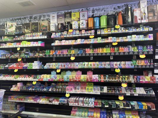 Looking for a disposable vape? we have a wide variety including brands like: Geekbar, Airis, Raz, Sugardaddy, Yovo, Hyde and more!