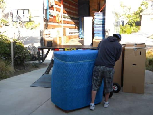 Local Moving & Storage
 Packing Services
 Long Distance Mover