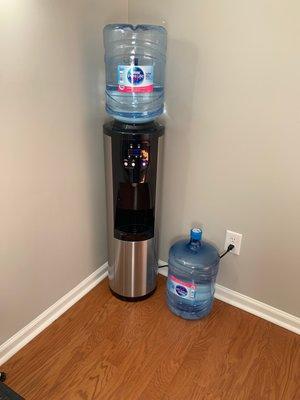 Water dispenser