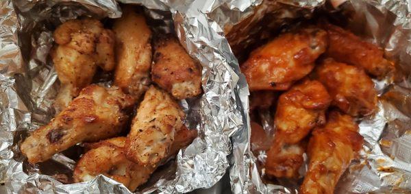 Lemon Pepper on the left, Barbeque on the right. Wings were a bit of a disappointment.