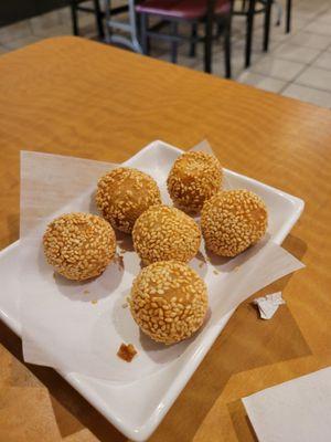 Red bean sesame balls