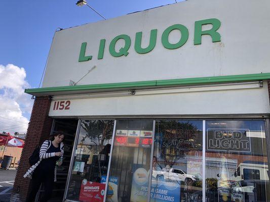 Lee's Liquor Store