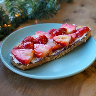 Strawberry Toast