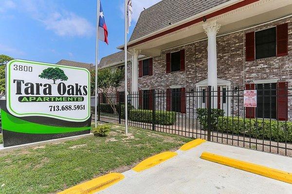 Welcome to Tara Oaks!