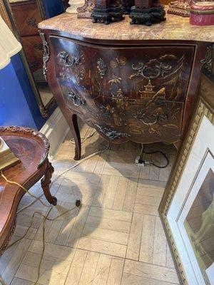 Pair of Antique Dresser
19 C French