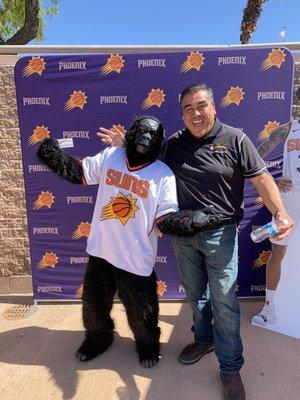 Even Gorilla's love My Appliance Guy.