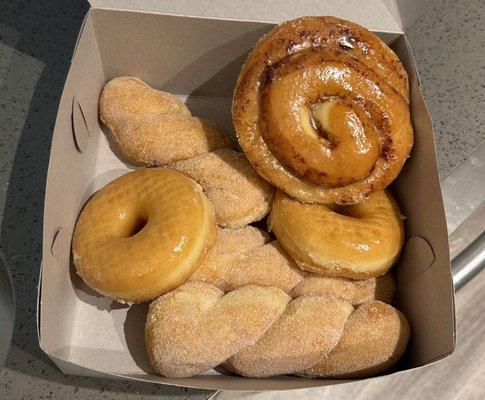 Half Dozen: Cinnamon roll, sugar twist, glazed donut