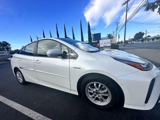 Repaired vehicle. Quarter panel was crunched, now see for yourself, it looks good as new.