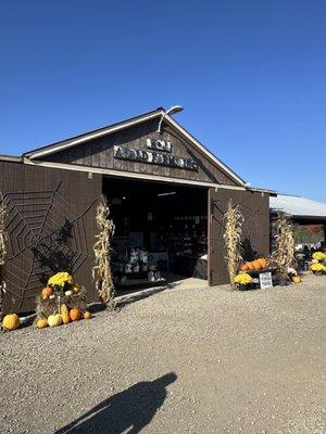 Awald's Giant Pumpkin Farm