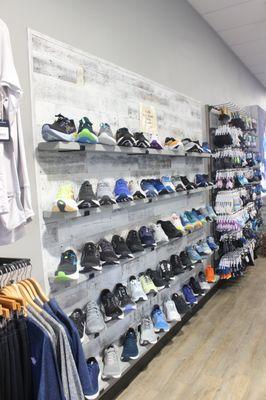 Women's shoe wall