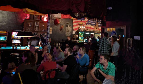 The crowd listening to the Karaoke