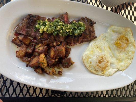 Steak and eggs (brunch)