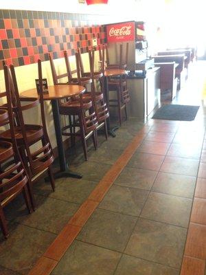 Lazy, stoned employees. Couldn't even be bothered to put the tables out. This was 2 in the afternoon!