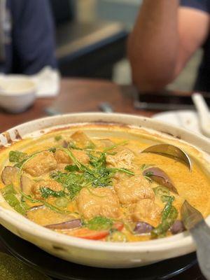 Curry Fish Head Claypot