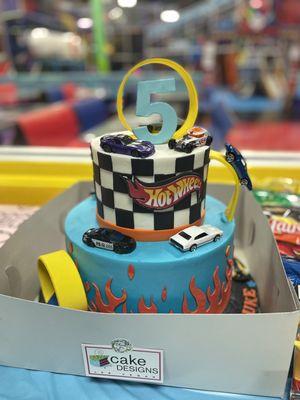 Hot wheels birthday cake