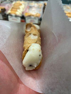 Small cannoli