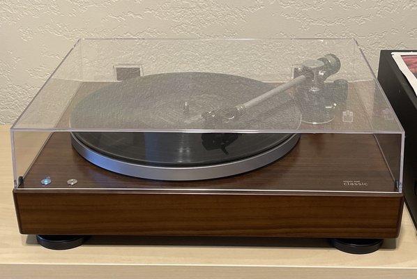 Music Hall Classic Turntable