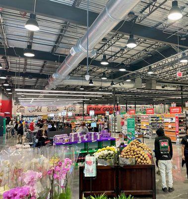 Lighting and conduit work at Rouse's grocery store.