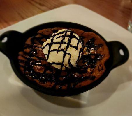 Cookie with Ice Cream