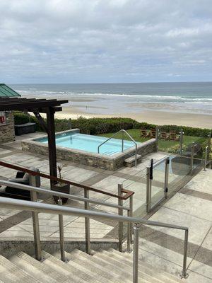 Infinity hot tub at the Inn At Nye Beach.