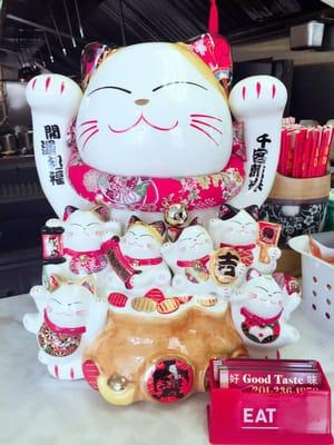 Good Taste Lucky Cat