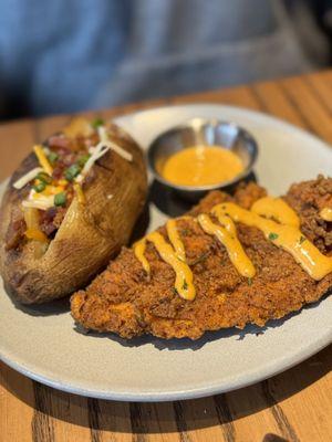 Bloomin' Fried Chicken (Lunch Size) with baked potato