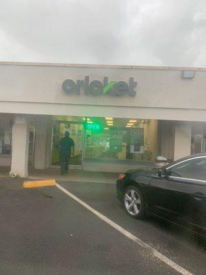 Cricket Wireless Authorized Retailer