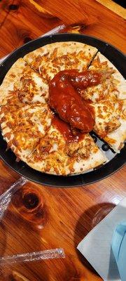 Barbque chicken pizza