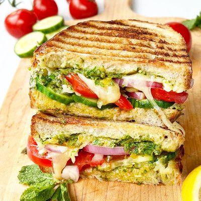 Vegetable sandwich