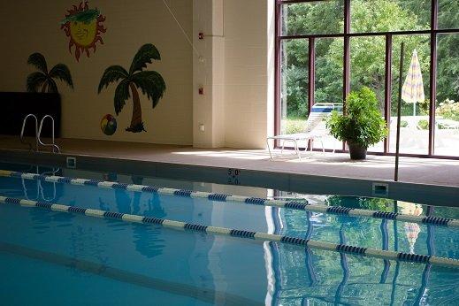 25 Yard indoor lap pool