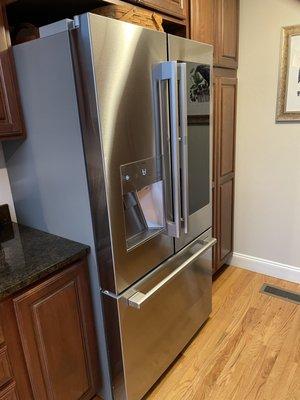 Or new Studio LG Refrigerator - looks and works great!