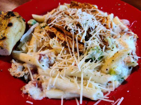 Chicken bacon Alfredo with broccoli added